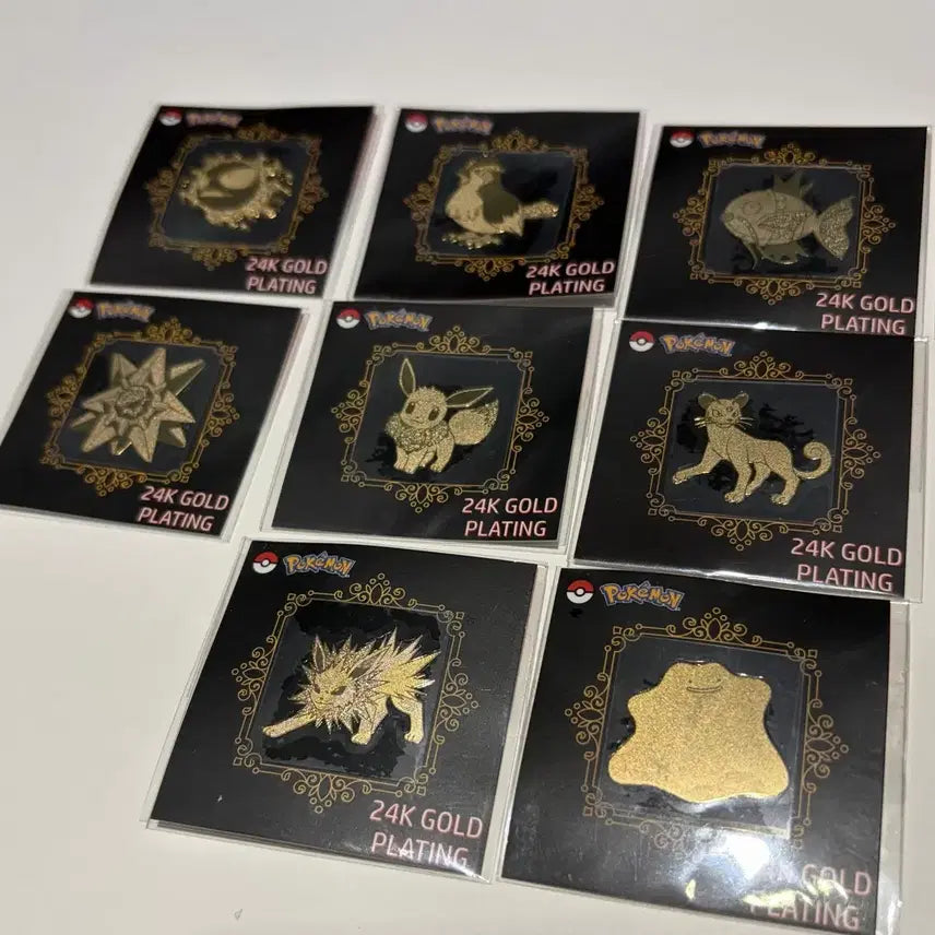 [BUNJANG] Pokemon 24K Gold Plated Badge Set (10 Types) / 포켓몬 24K 금도금 뱃지 10종 일괄 리자몽 이브이