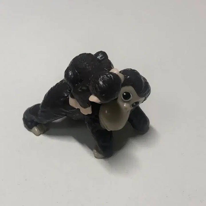 [BUNJANG] Kinder Joy Classic Gorilla Figure / 킨더조이 고전 고릴라 피규어 판매합니다