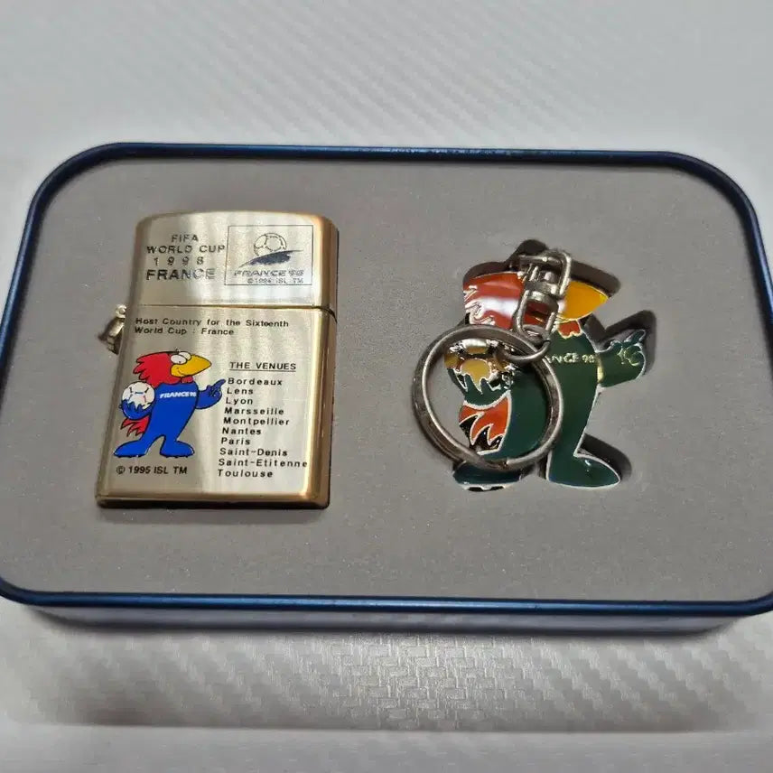 [BUNJANG] 1998 France World Cup Commemorative Lighter &amp; Keychain Set / 1998년 프랑스 월드컵 기념 라이터 및 키링