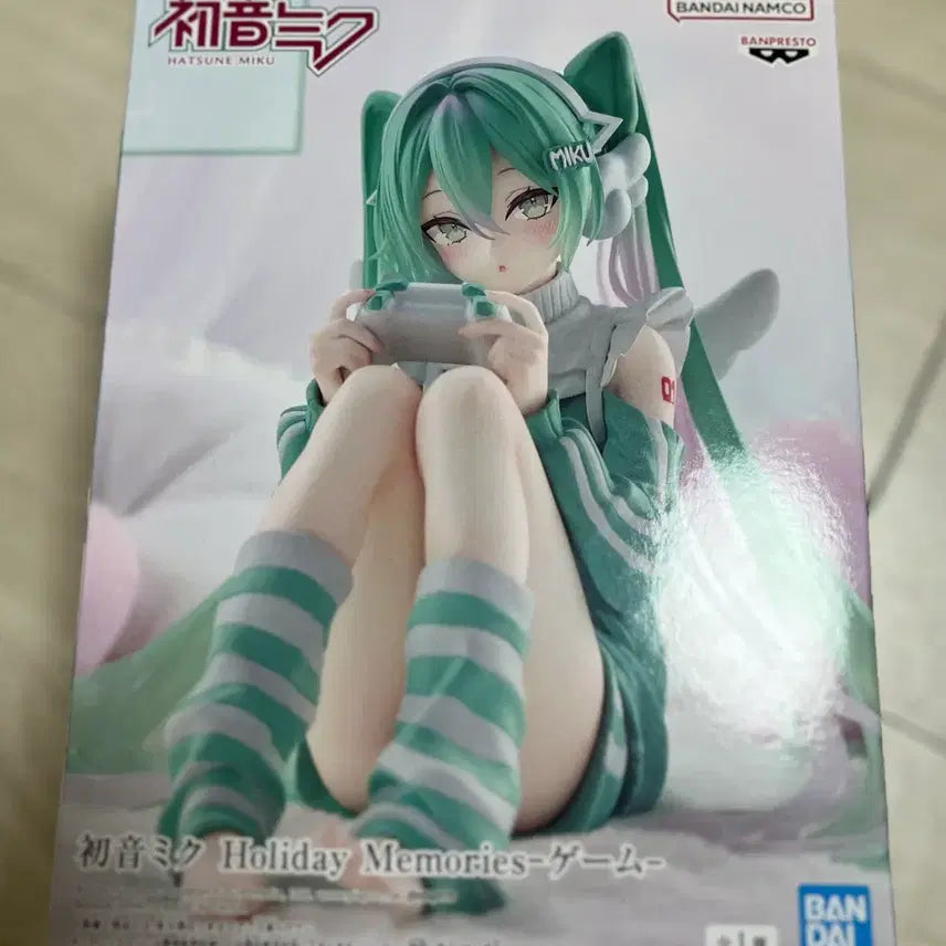 [BUNJANG] Holiday Miku Holiday Memories Figure / 홀리데이 미쿠 피규어 홀리데이 메모리즈 미쿠 피규어
