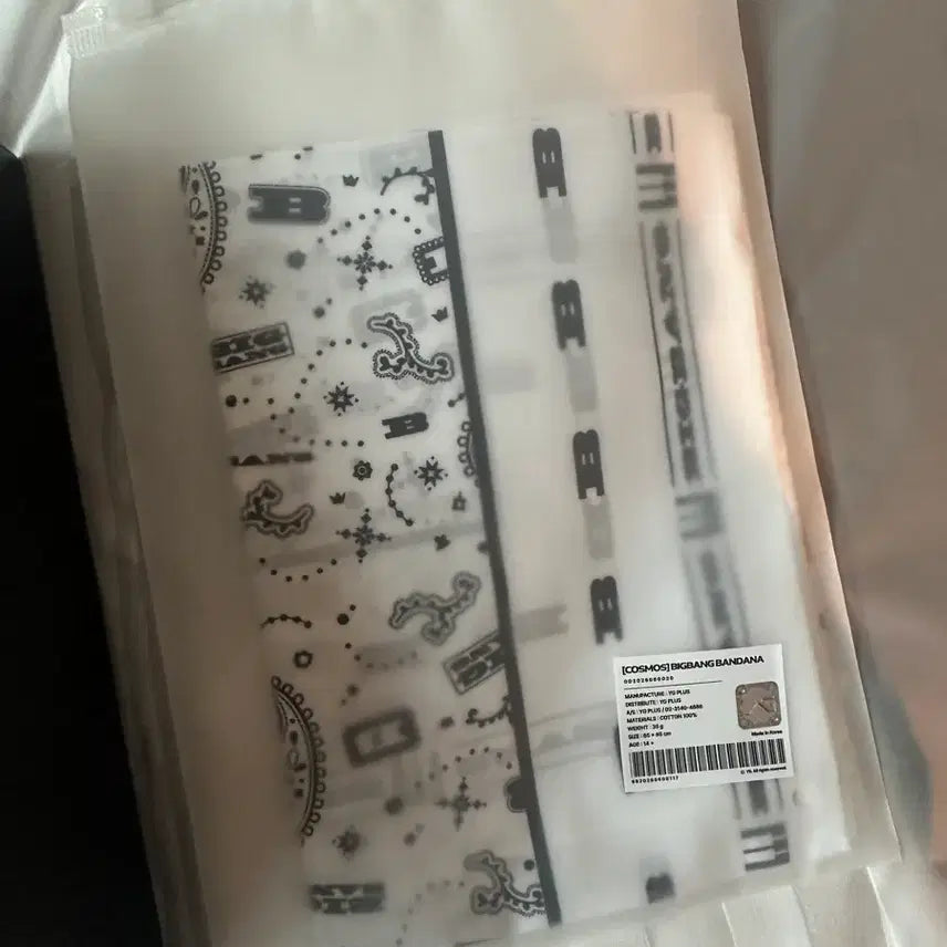 [BUNJANG] BIGBANG Cosmos Bandana White (Sealed) / 빅뱅 콘서트 코스모스 반다나 화이트 (미개봉)