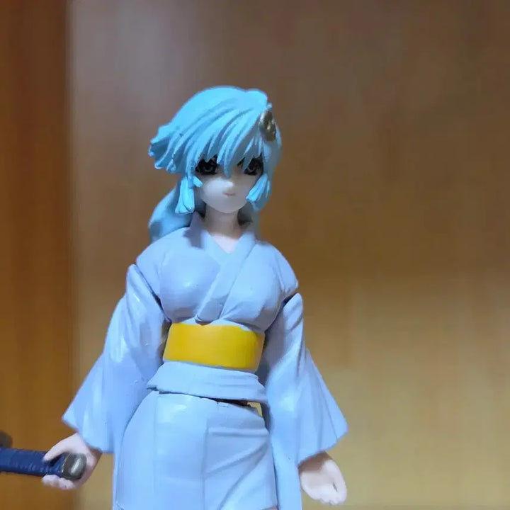 [BUNJANG] Yujin Vampire Saber Figure / 유진 뱀파이어 세이버 피규어 가챠