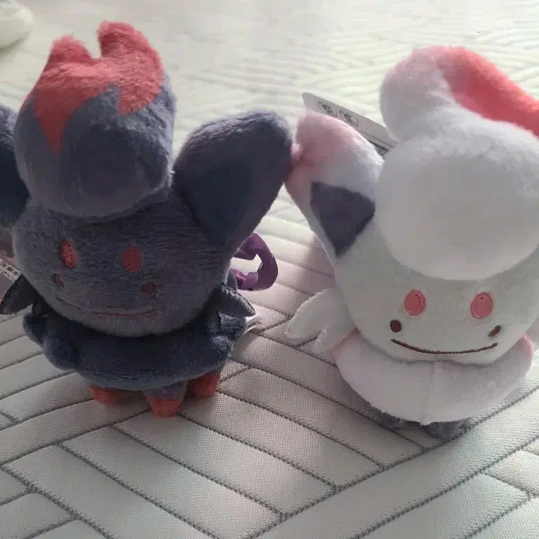 [BUNJANG] Pokemon Hisuian Zoroa Mascot Doll Keychain / 변신 메타몽 히스이 조로아 인형 키링