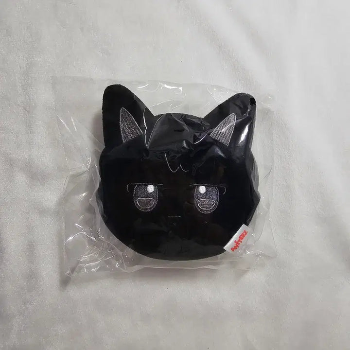 [BUNJANG] ATEEZ Wooyoung Wooyoong Mini Pouch Photocard / 애니티즈 우요냥 미니 파우치 에이티즈 우영 (포카 포함)