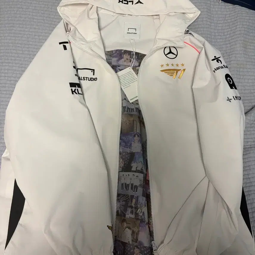 [BUNJANG] T1 2024 Worlds Uniform Jacket XL / 24 t1 월즈 유니폼 자켓 XL ( zofgk 제오페구케 )