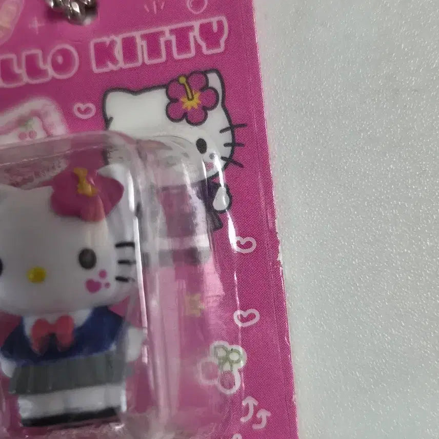 [BUNJANG] Hello Kitty Cherry Blossom Package Miniature Gacha Set / 키티 가챠 일괄 6종 키티 벚꽃 패키지 미니어쳐 50주년 가챠