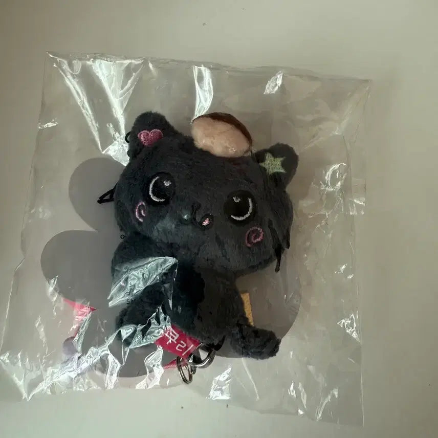 [BUNJANG] NCT WISH Mini Doll Keychain Kuri Riku / 엔시티위시 미니돌 키링 쿠리 리쿠