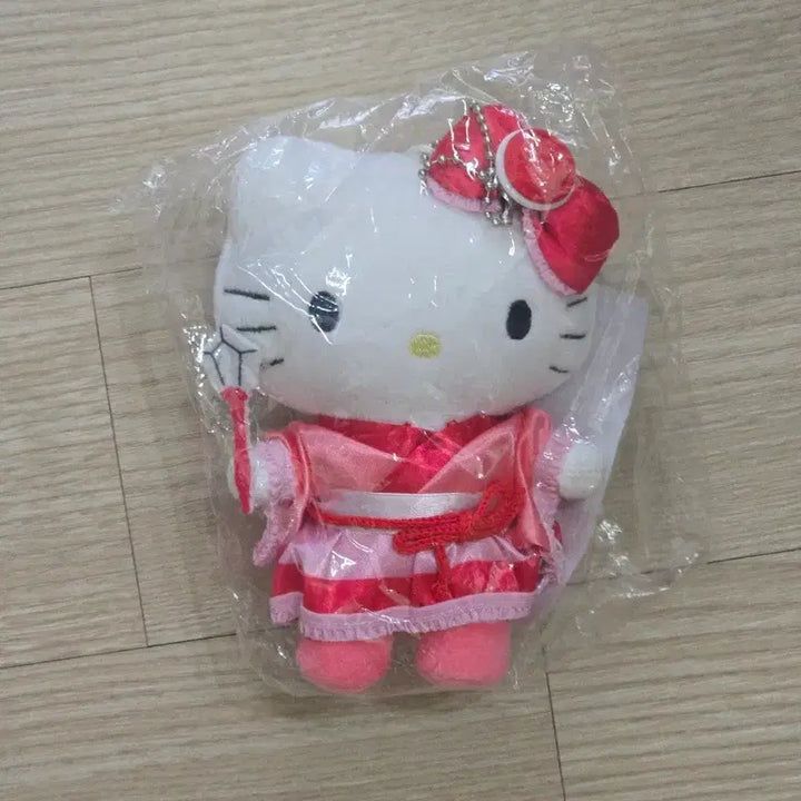 [BUNJANG] Hello Kitty Plush Doll (Helion) / 헬로키티 봉제 인형 (헬미온님)