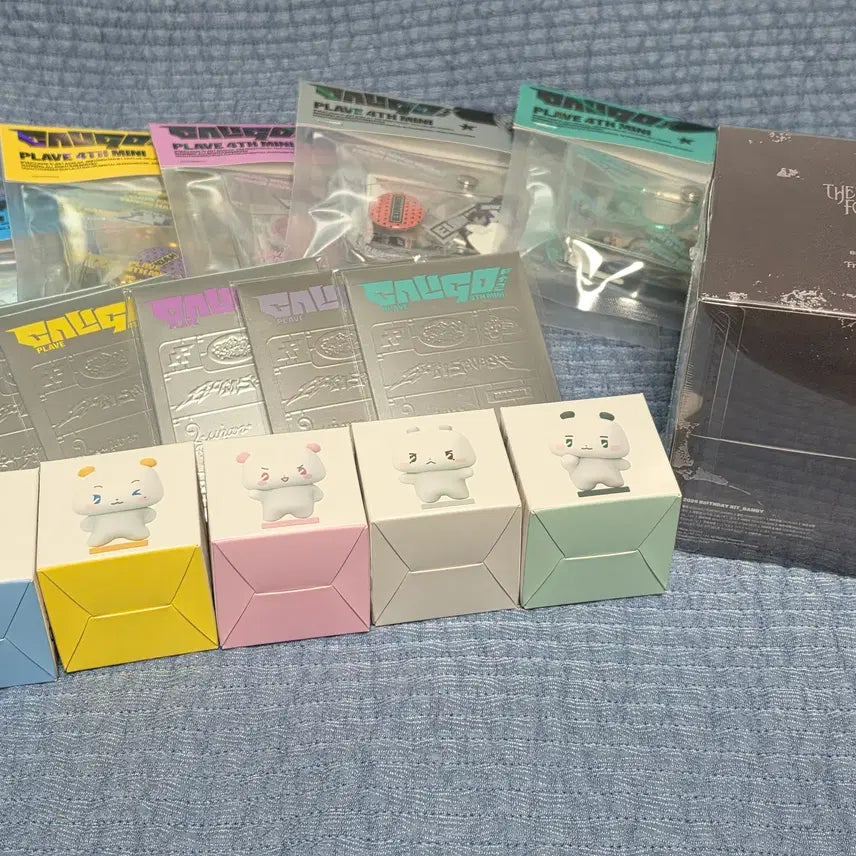 [BUNJANG] PLAVE M-MeM-Mi Figure Bundle Set + Bambi Kit + Album (Sealed) / 플레이브 므메미무 피규어+밤비생킷+앨범 미개봉일괄 판매합니다.