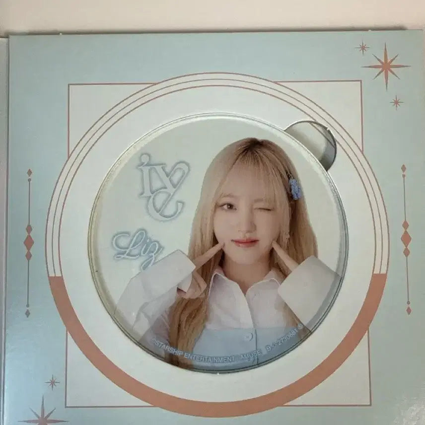 [BUNJANG] IVE Bandai Acrylic Coaster Gacha Cup Holder / 아이브 반다이 아크릴 코스터 가챠 컵받침