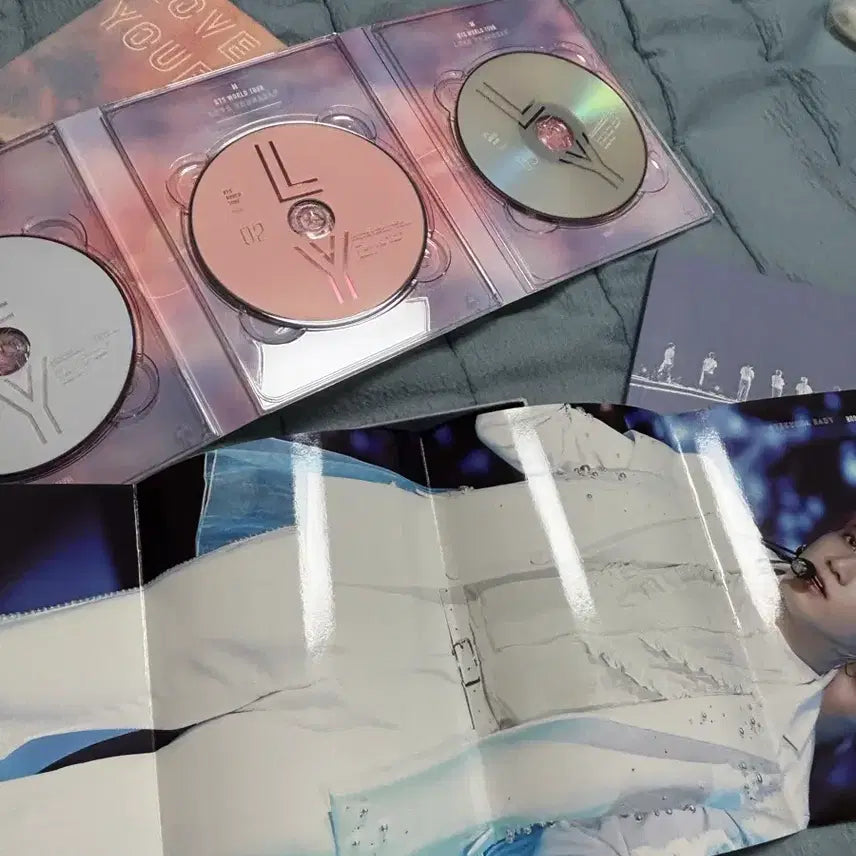 [BUNJANG] BTS Love Yourself Seoul DVD Poster Jungkook / 방탄 럽셀콘 서울 디비디 bts dvd (포카 제외, 포스터 정국)