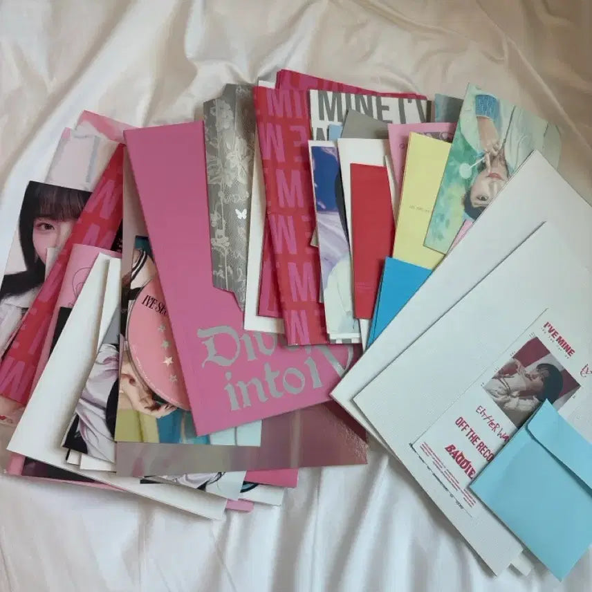 [BUNJANG] IVE Merchandise Bundle / 아이브 굿즈들