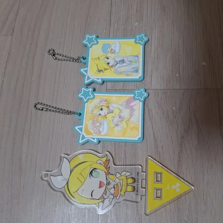 [BUNJANG] Kagamine Rin &amp; Len Acrylic Keychain Bundle / (급전)카가미네 린,렌 아크릴 및 키링판매합니다