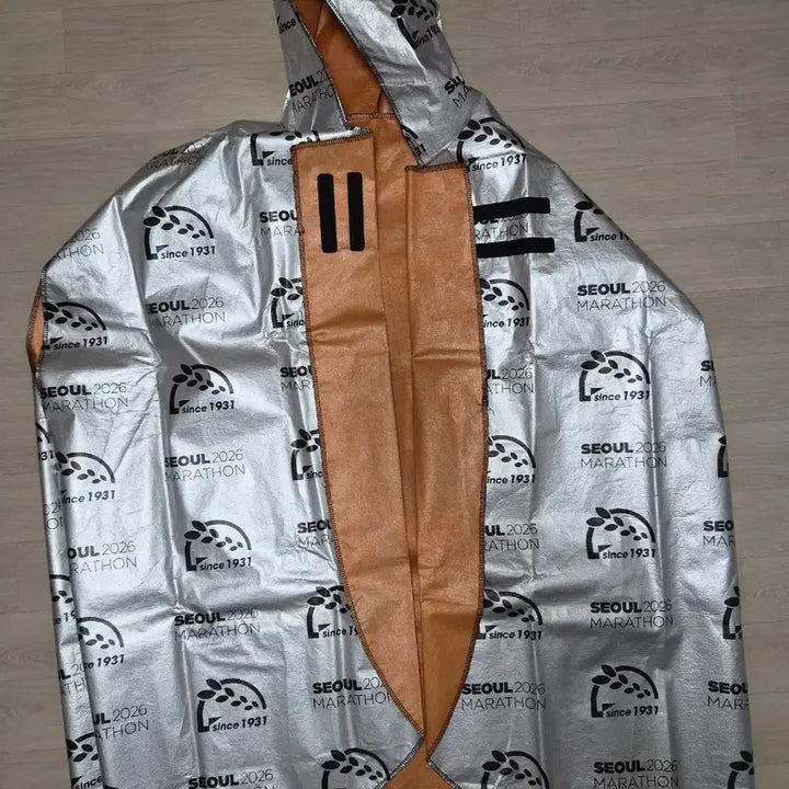 [BUNJANG] Marathon Memorabilia Collection: T-Shirts, Gym Sacks, and Ponchos / 마라톤 대회 짐색 모음.판초우의.수집용 소장용 마라톤 대회 티셔츠 마라톤 메달