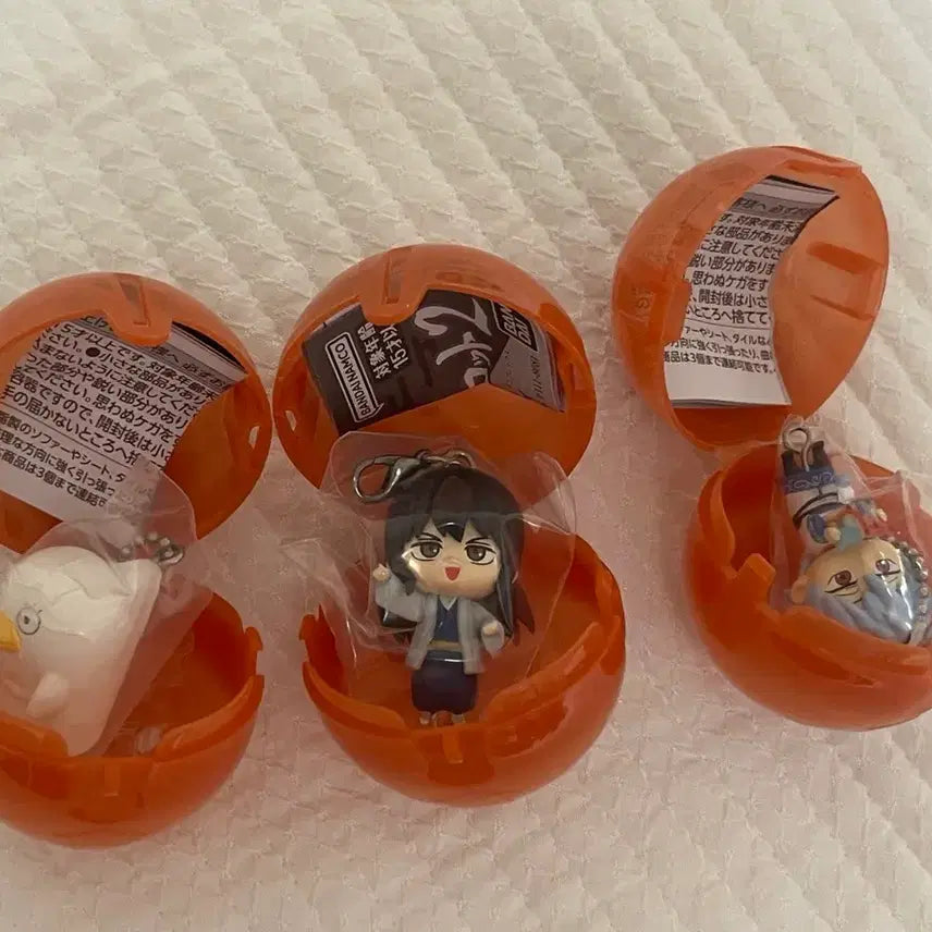[BUNJANG] Gintama Connecting Gacha Gachapon Set - Gintoki, Katsura, Elizabeth (Series 2) / 은혼 긴타마 연결가챠 대롱가챠 긴토키 카츠라 엘리자베스 2탄 줄줄이가챠