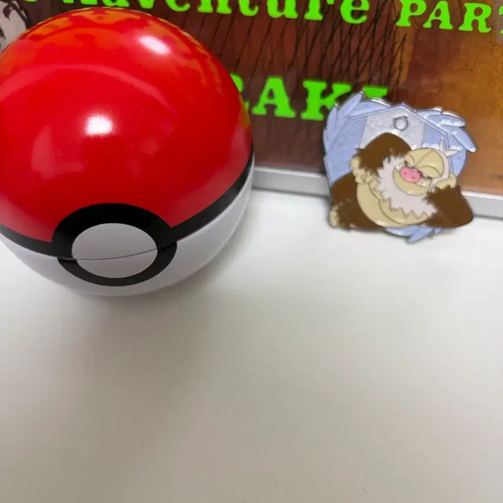 [BUNJANG] Pokemon Random Pin Badge Jamsil Pop-up Slaking / 포켓몬스터 랜덤 핀뱃지 잠실 팝업 게을킹