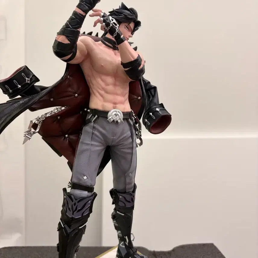 [BUNJANG] Genshin Impact Wriothesley Resin Figure / 원신 라이오슬리 레진 피규어 스케일 피규어