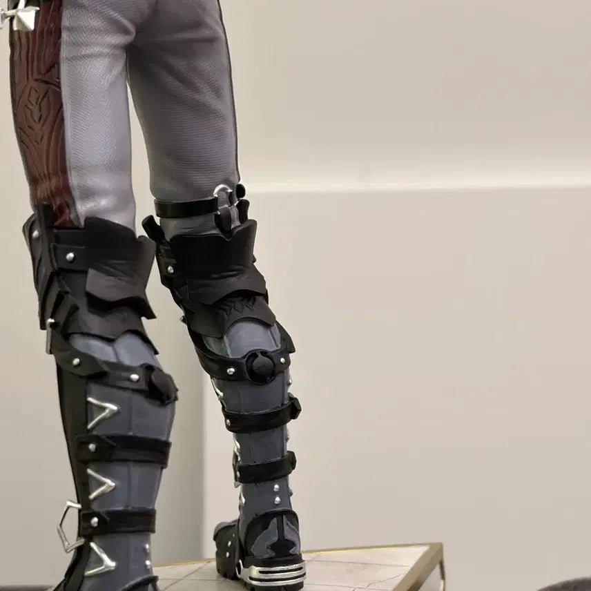 [BUNJANG] Genshin Impact Wriothesley Resin Figure / 원신 라이오슬리 레진 피규어 스케일 피규어