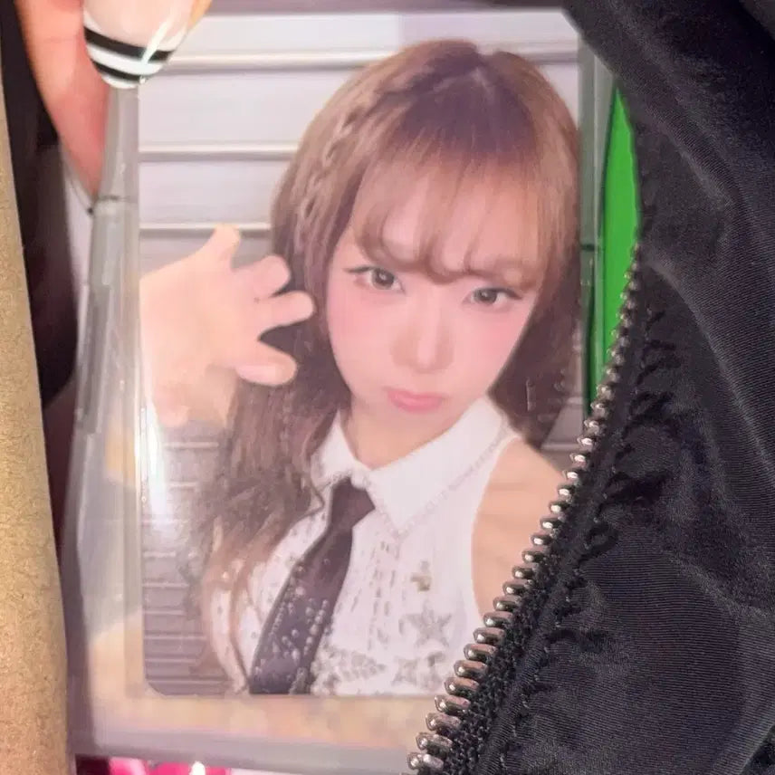 [BUNJANG] Choi Yena Concert Photocard / 최예나 예나 콘서트 입장 포카 양도