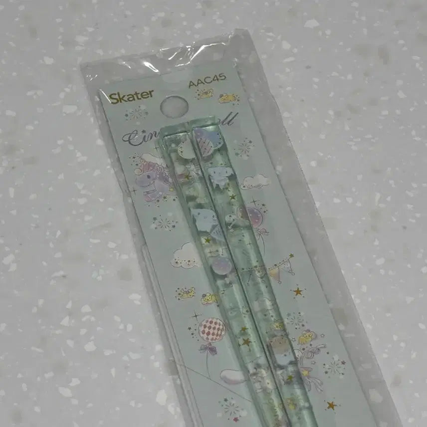 [BUNJANG] Sanrio Cinnamoroll Clear Acrylic Chopsticks / 미개봉현물 산리오 시나모롤 투명젓가락 아크릴 찹스틱