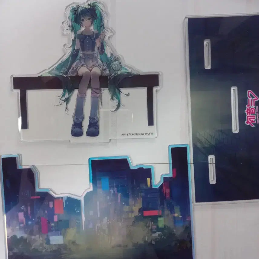 [BUNJANG] Hatsune Miku Thanksgiving Festival Goods Diorama Acrylic Stand / 미쿠 감사제 굿즈 | 디오라마 아크릴 스탠드 (같이 듣자)