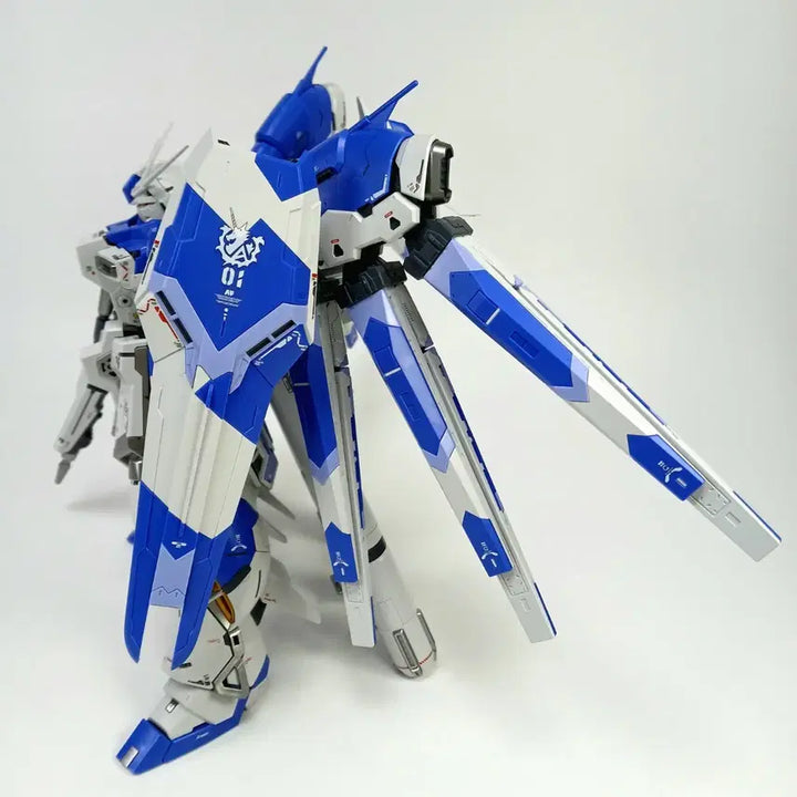 [BUNJANG] Hi-Nu Gundam Model Kit (1/100 Scale) - Assembled / HN 1/100 하이뉴 프라모델 조립완성품