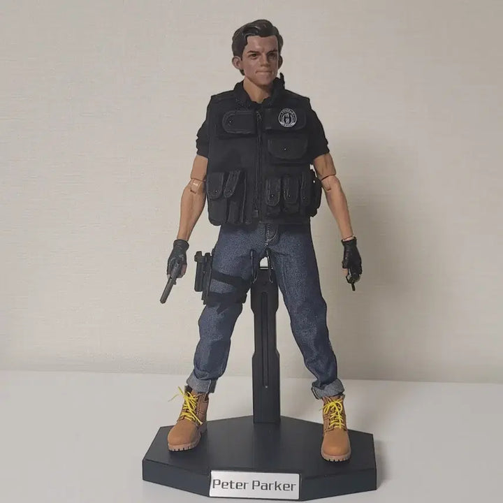 [BUNJANG] Tom Holland 1/6 Scale Figure / 톰 홀랜드 카툰버젼 1/6  커스텀 피규어 ( 핫토이X )