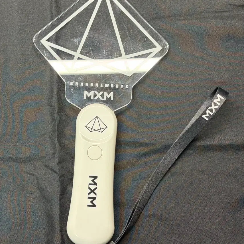 [BUNJANG] MXM Official Light Stick / MXM 공식 응원봉