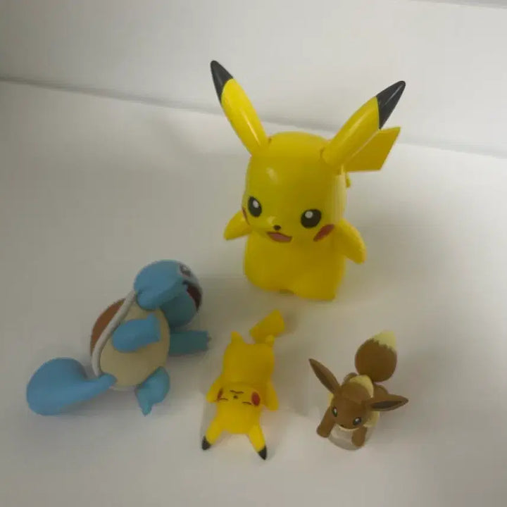 [BUNJANG] Pokemon Figures Set (Charmander, Squirtle, Eevee, Pikachu) / 포켓몬 피규어 (파이리, 꼬부기, 이브이)