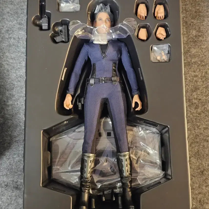 [BUNJANG] Hot Toys Avengers: Age of Ultron Maria Hill Figure / 핫토이 어벤져스 에이지 오브 울트론 마리아힐 정품