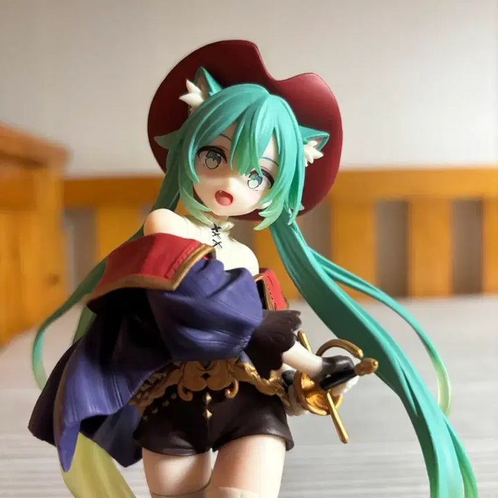 [BUNJANG] Taito Wonderland Hatsune Miku Puss in Boots Figure / 타이토 원더랜드 하츠네 미쿠 장화신은 고양이
