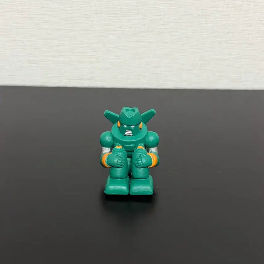 [BUNJANG] Crayon Shin-chan Machiboke Gundam Robot / 짱구는 못말려 마치보케 건담로봇