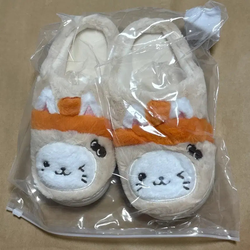 [BUNJANG] NCT WISH Yushi Bubble Cat Room Shoes Sealed / 엔시티위시 NCT WISH 유우시 버블냥 룸슈즈 미개봉 양도