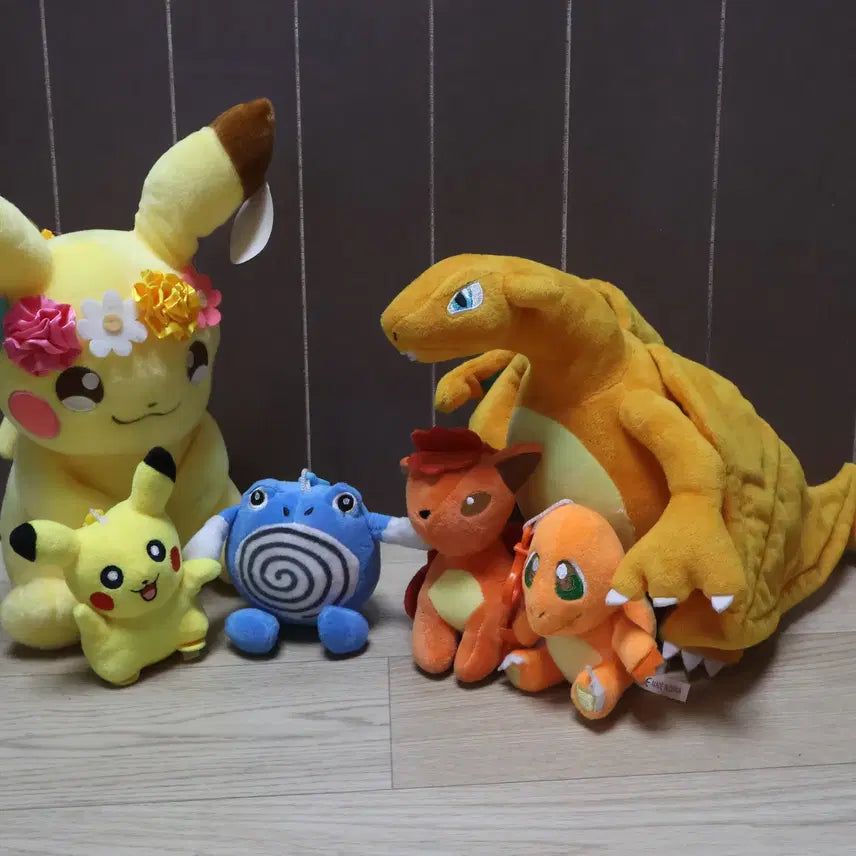 [BUNJANG] Pokemon Plush Bundle (Pikachu, Charizard, Shellder, Vulpix, Charmander) / 포켓몬스터 인형 일괄 (피카츄, 리자몽, 슈륙챙이, 식스테일, 파이리)
