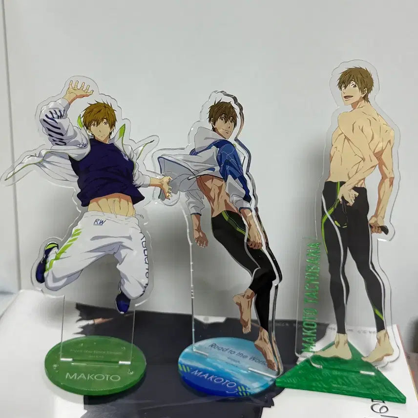 [BUNJANG] Free! Tachibana Makoto Acrylic Stand Bundle / Free! 프리 타치바나 마코토 아크릴 스탠드 일괄