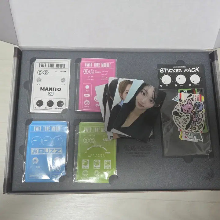 [BUNJANG] QWER 1st Fanclub Full Set / QWER 1기 팬클럽 풀박