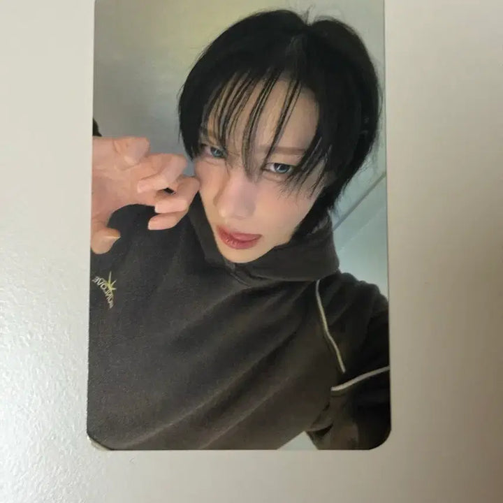 [BUNJANG] Xlov Seoul Concert Entrance Photocard Louis / 엑스러브 Xlov 서울콘 입장포카 루이