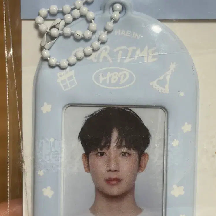 [BUNJANG] Jung Hae-in Photo Card &amp; Holder Set / 정해인 증명사진/증사홀더 2종 (하늘색+노란색)