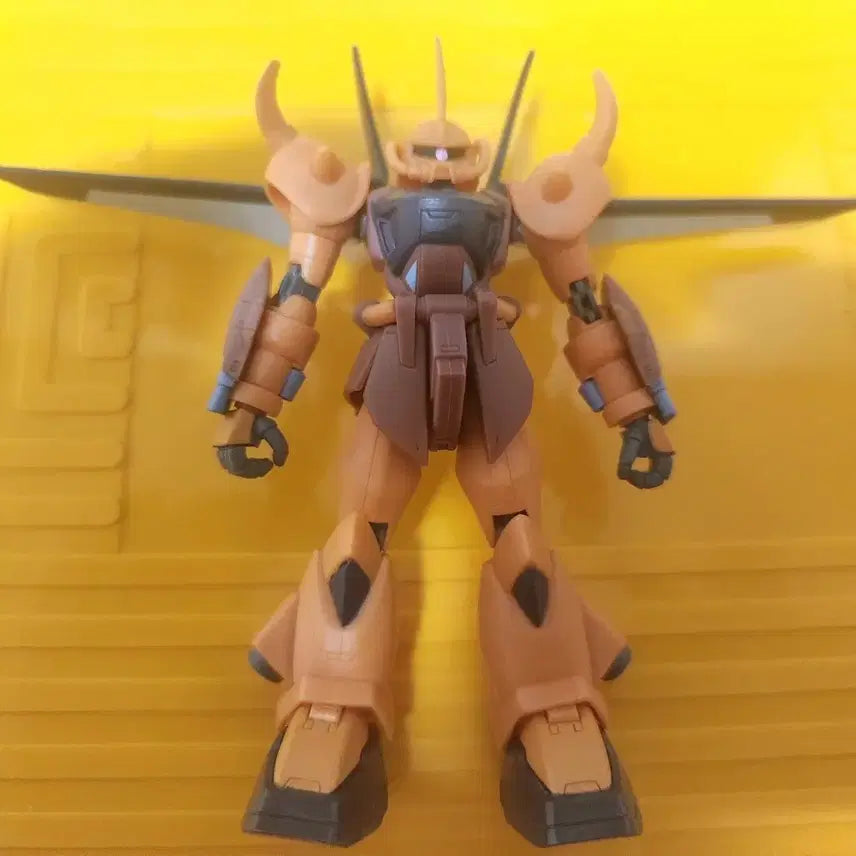 [BUNJANG] Mobile Suit In Action! Gouf Ignited (Heine Westenfluss Custom) Model Kit / Mobile Suiit In Action!! 구프 이그나이티드 (하이네 베스텐플루스 전용기) 팝니다.