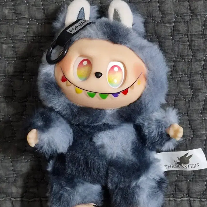 [BUNJANG] LABOOBOU Big Into Energy Hidden ID Doll Keychain / 라부부 빅인투에너지 히든 ID 인형 키링 (박스 없음)