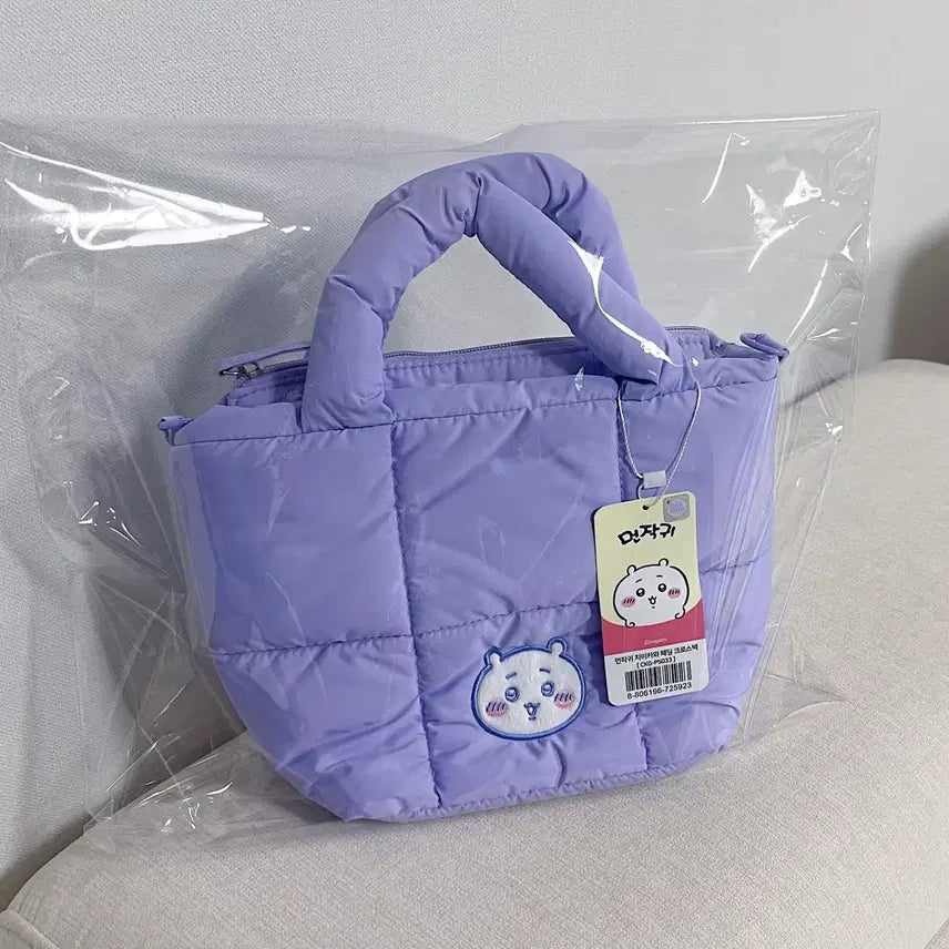 [BUNJANG] Cheekawa Padded Crossbody Bag / 먼작귀 치이카와 패딩 크로스백