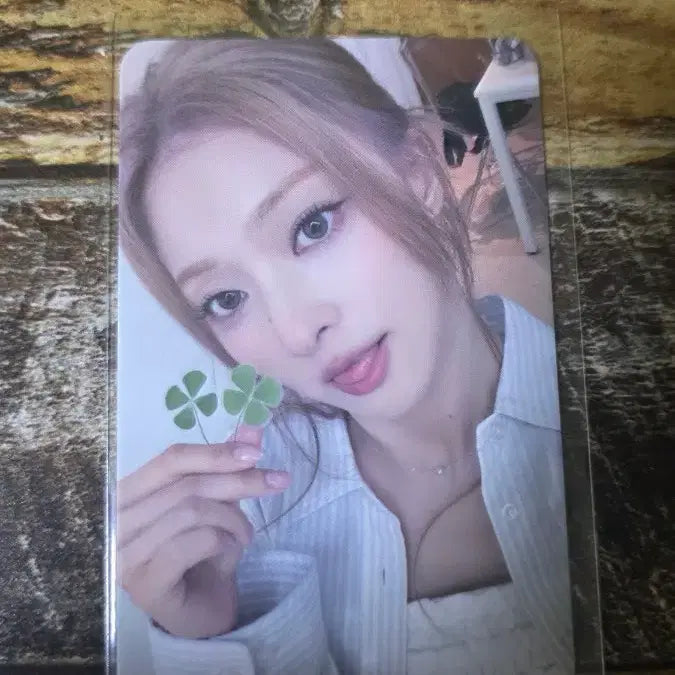 [BUNJANG] Withmuu On-site Nakyung Photocard / 위드뮤 대면 이나경