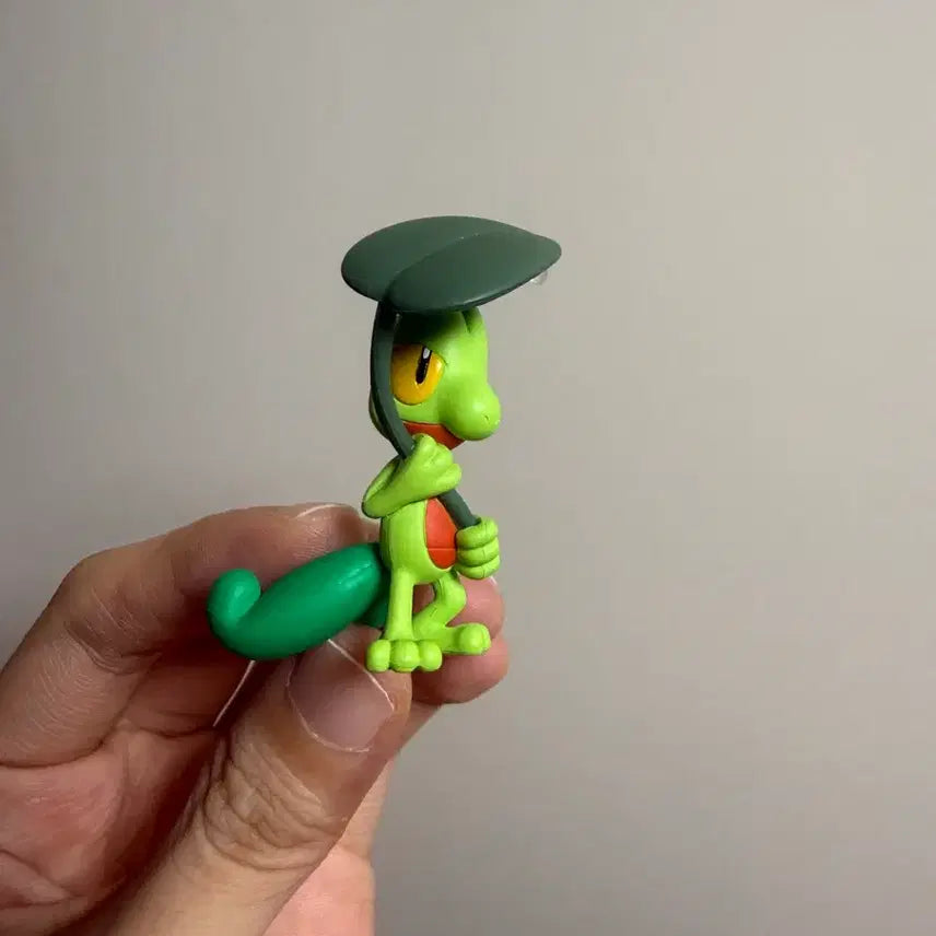[BUNJANG] Pokemon Center "Bustling Rain Avoidance" Treecko Gacha Figure / 포켓몬스터 부슬부슬 비 피하기 나무지기 가챠