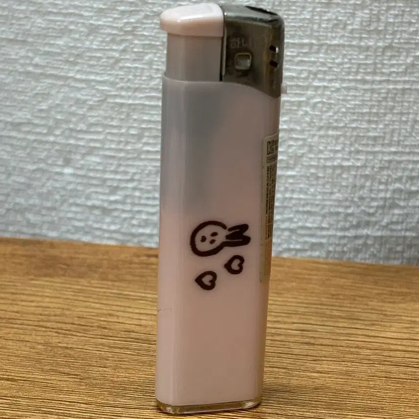 [BUNJANG] Yerin Baek Bunny Lighter + Volunteers Asia Tour Card Bundle Set / 백예린 bunny 라이터 + 더 발룬티어스 아시아 투어 입장 특전 카드 일괄