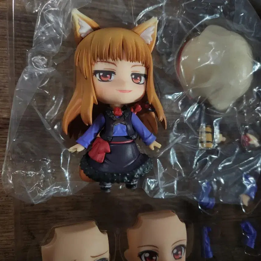[BUNJANG] Spice and Wolf Holo Nendoroid / 늑대와 향신료 호로 넨도로이드
