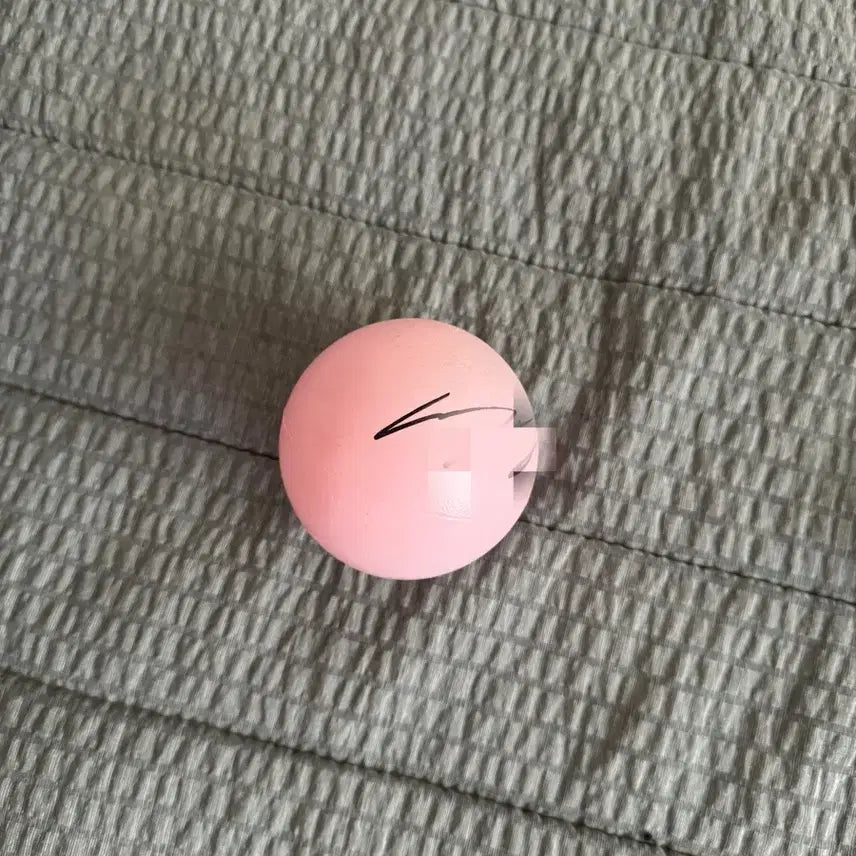 [BUNJANG] fromis_9 Nakyung Signed Ball / 프로미스나인 싸인볼 이나경