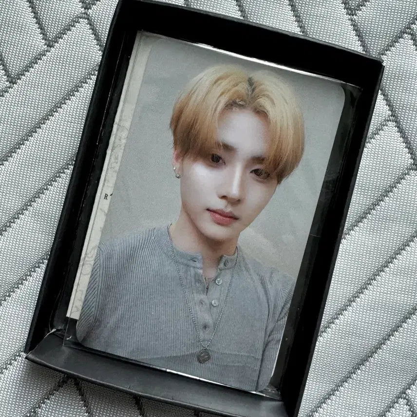 [BUNJANG] ONEUS Ravn Euphoria Album Necklace Version + BOBBLE Photocard Bundle Set / 알디원 상원 유포리아 앨범 목걸이ver + 보플 포카 일괄 구성