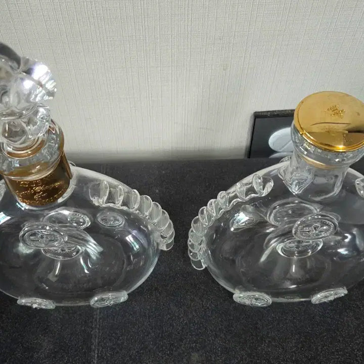 [BUNJANG] Rémy Martin Louis XIII Cognac Empty Bottle with Cork Stopper / 레미마틴 루이 13세 위스키 공병