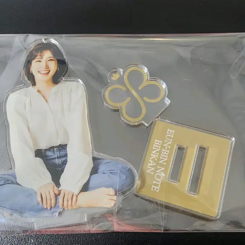 [BUNJANG] Eunbin [Group Name] Acrylic Stand, Blank Postcard, Bookmark &amp; Photo Set / 일본 아크릴 스탠드, 빈칸엽서, 북마크&amp;네컷