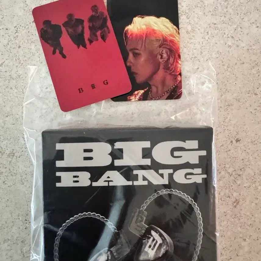 [BUNJANG] BIGBANG Earphones Goods Photocard Set / 빅뱅 이어폰 굿즈 포토카드 포함